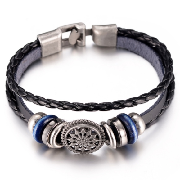 Vintage Compass Charm Multilayer Leather Bracelet - Picture 2 of 8